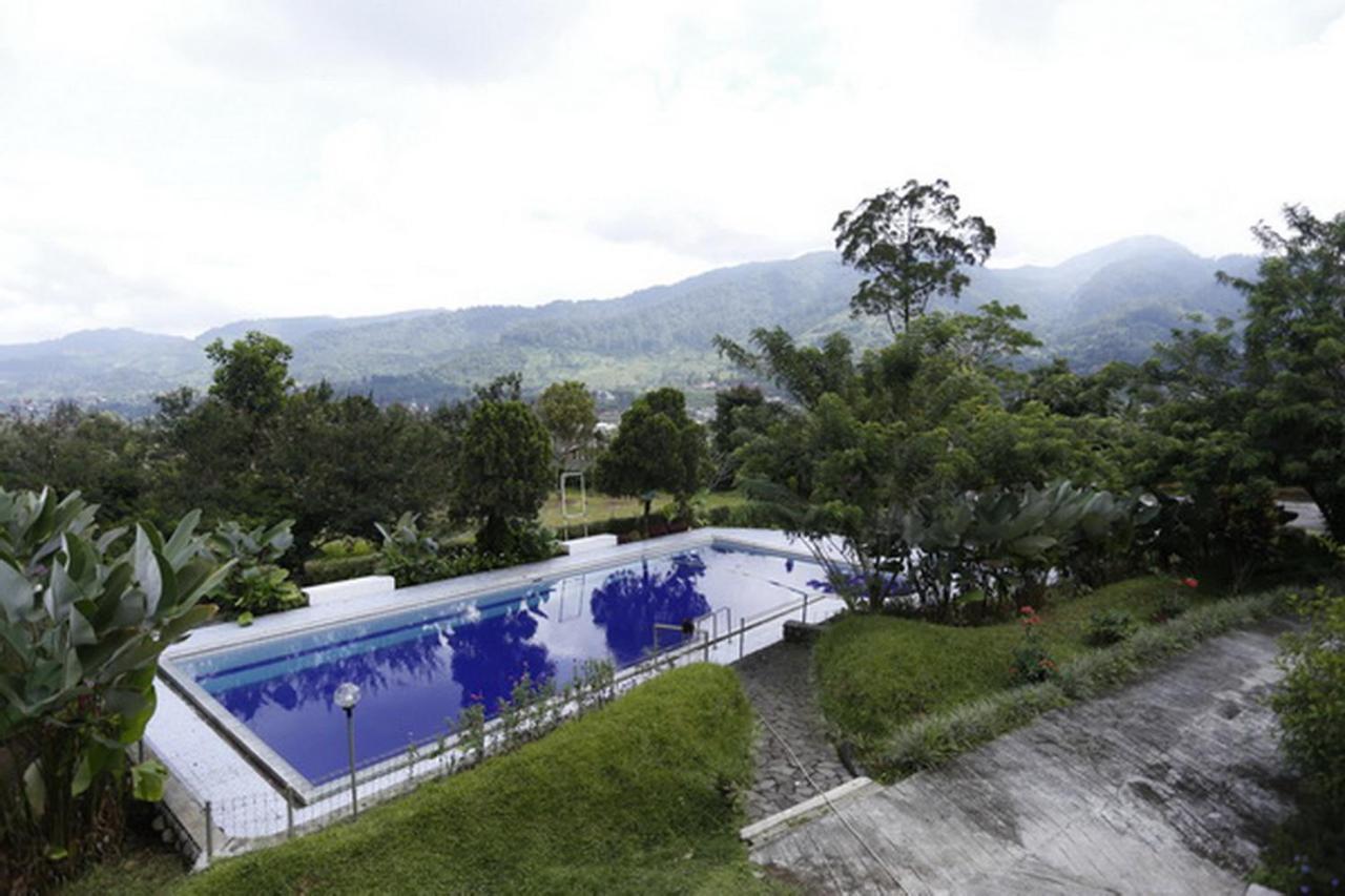 Villa Alam Indah By Anrhaボゴール エクステリア 写真